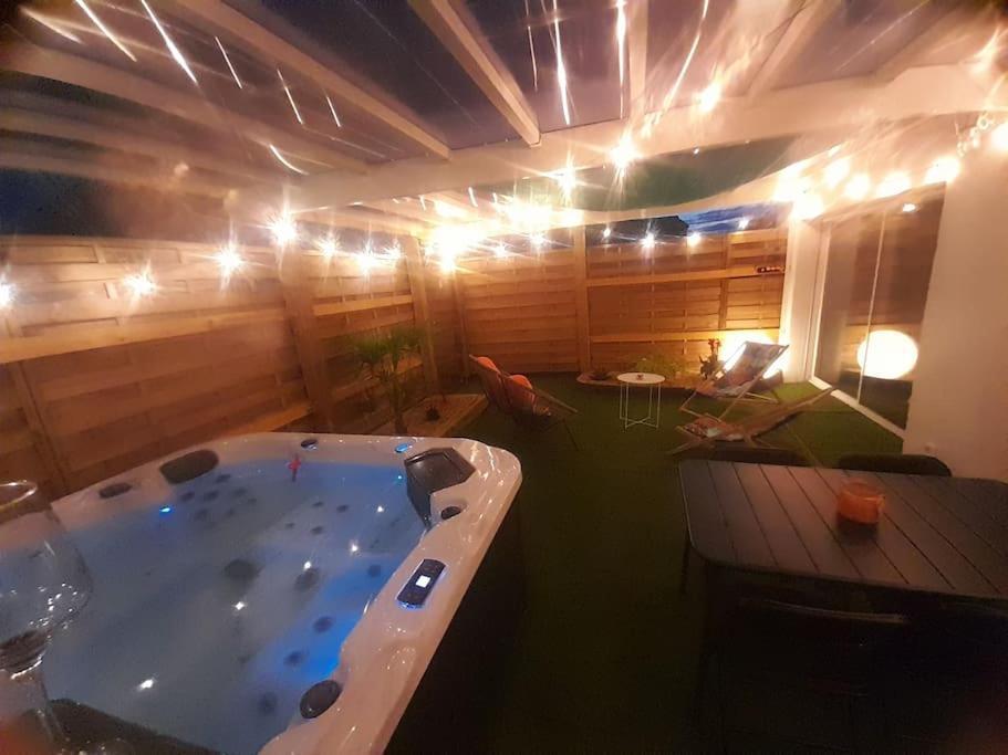 Maison 4Pers Avec Jacuzzi Privatif Couvert Proche Ocean Брем-сюр-Мер Экстерьер фото